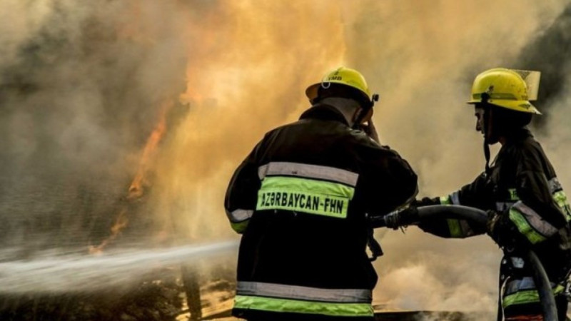 Sabunçuda sex yanıb