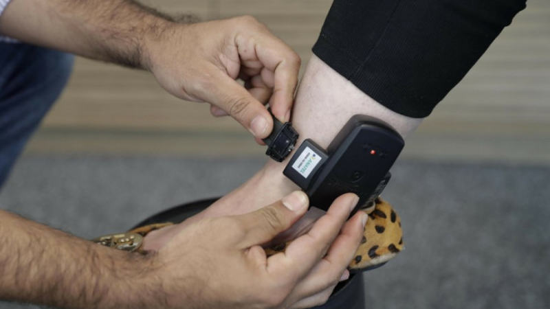 Bakıda ayağında elektron qolbaq olan kişini cərəyan vurub öldürdü