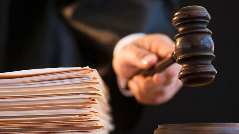 Qanunsuz mərc oyunları təşkil etməkdə təqsirləndirilən şəxsə hökm oxunub