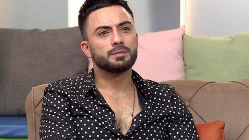 Müğənni Kərimin ölkədən çıxışına qadağa aradan götürüldü