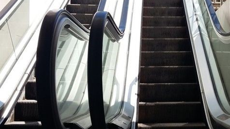 Bakının mərkəzində acınacaqlı durum: Camaat əziyyət çəkir - VİDEO