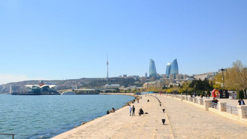 Bulvarda dənizdən meyit tapıldı