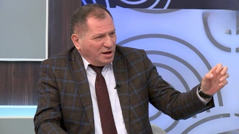 “Arvadıma “səni sevirəm, ölürəm” deməmişəm” - Yazıçı Anar + VİDEO