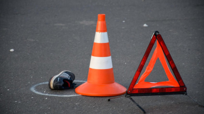 Bakıda avtomobil mopedlə toqquşub, ölən var