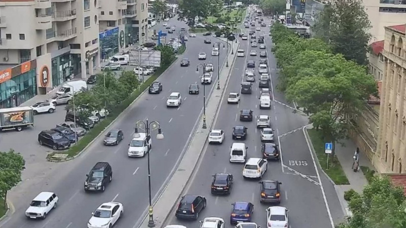 Bakının tıxaclı yolları açıqlanıb - SİYAHI