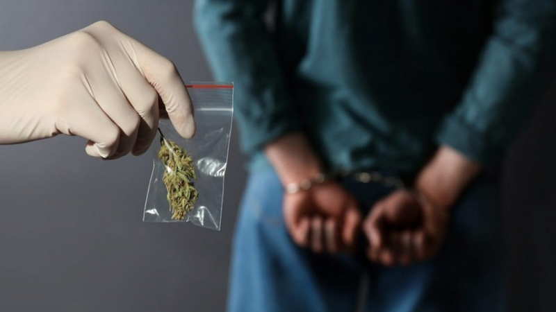 Narkotik vasitələrin dövriyyəsi ilə bağlı 3 nəfər saxlanılıb