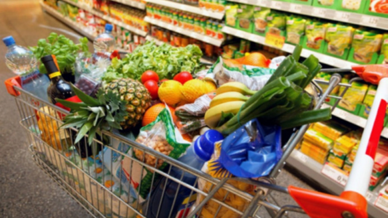 Dörd ayda Bakıda 10.8 milyard manatlıq məhsul satılıb