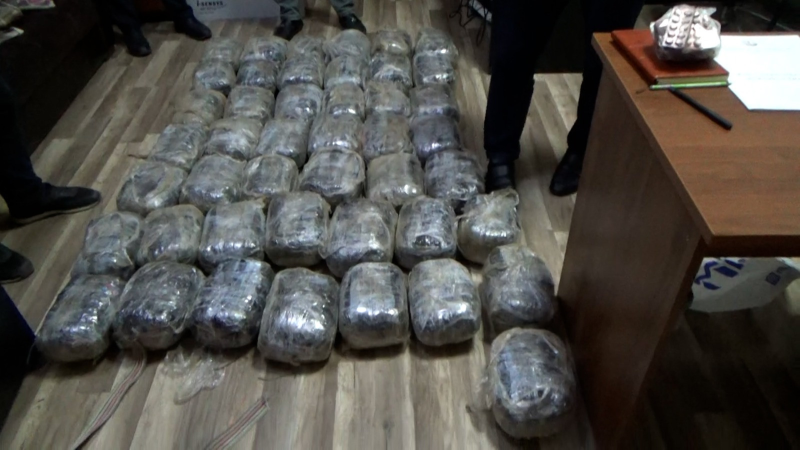 Abşeronda ƏMƏLİYYAT: 48 kilo narkotik ələ keçirildi Abşeronda ƏMƏLİYYAT: 48 kilo narkotik ələ keçirildi