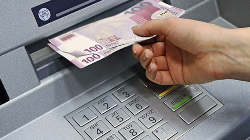 “Maaş və təqaüdləri istədiyimiz bankdan ala biləcəyik?” - Rəsmi cavab