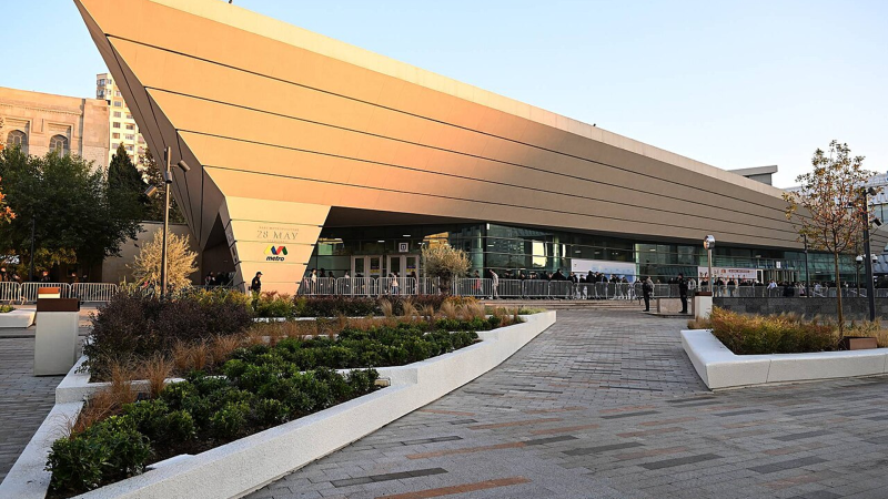 Bakı Metropoliteni: 28 May stansiyası bağlanmır