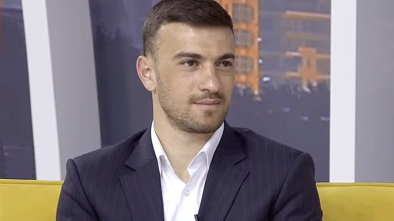 Qara Ağayev necə Qara Qarayev oldu? - VİDEO Qara Ağayev necə Qara Qarayev oldu? - VİDEO