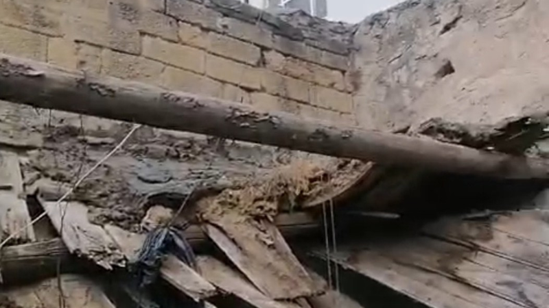 Uşaqların həyatını təhlükəyə atan vəziyyətə nə vaxt son qoyulacaq? - FOTO/VİDEO