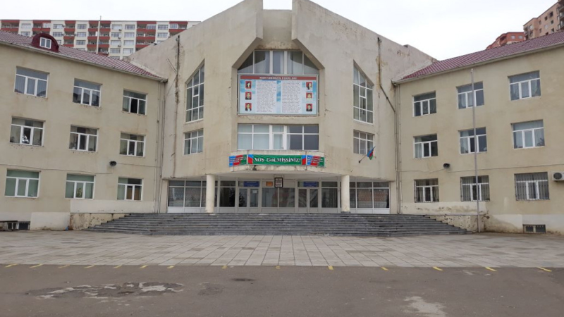 Bakı məktəbində “Son zəng”ə görə pul yığılıb? - RƏSMİ Bakı məktəbində “Son zəng”ə görə pul yığılıb? - RƏSMİ