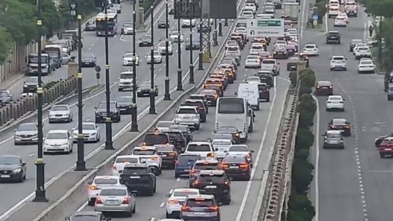 Bakıda 17 istiqamətdə sıxlıq var - SİYAHI