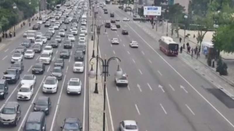 Bakıda yenə tıxac var - SİYAHI