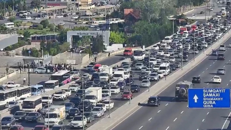 Bakının tıxaclı yolları açıqlanıb - SİYAHI