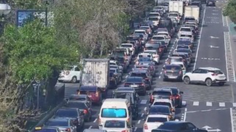 Bakının bir sıra yollarında tıxac var - SİYAHI