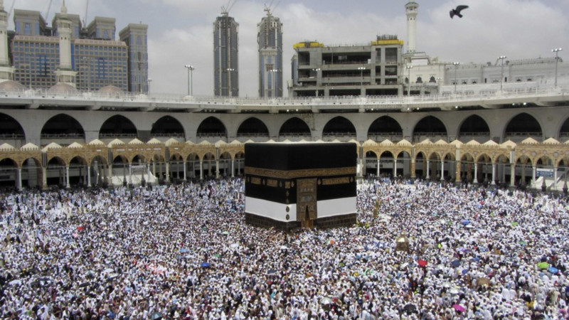 QMİ rəsmisi: Azərbaycanlı zəvvarlardan isti hava səbəbindən halı pisləşən olmayıb