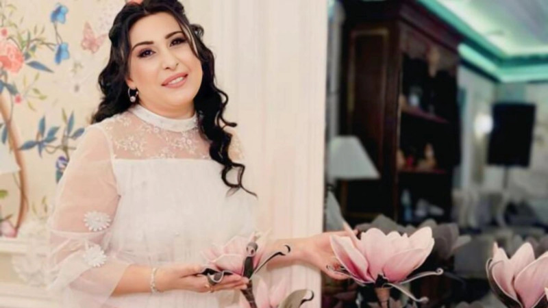 Aktrisa onu skuterlə vuran kuryerdən qan pulu tələb edir