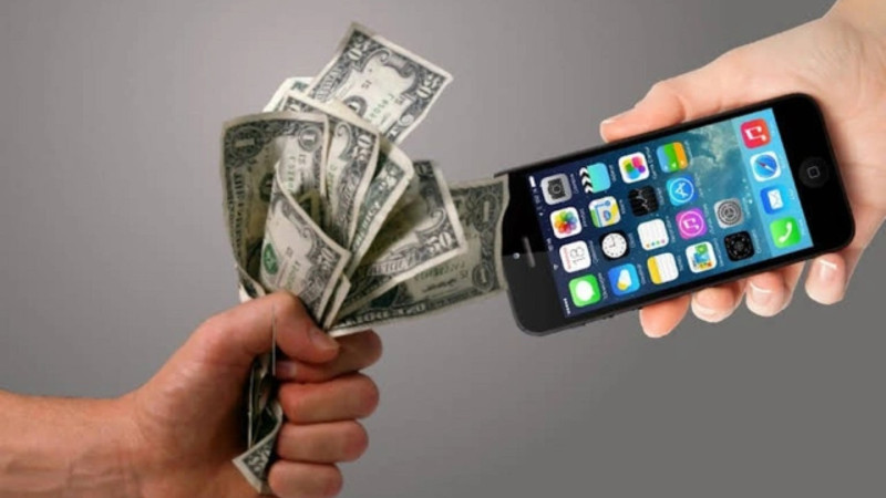 Telefon arzusu abşeronluya baha başa gəldi