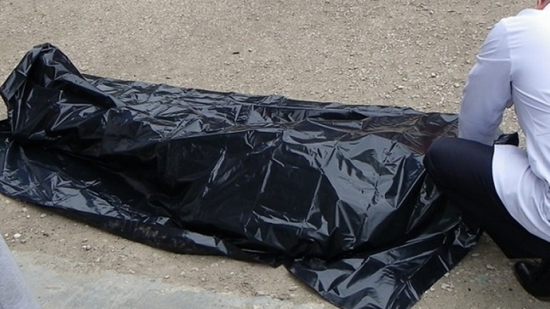 Bakıda yarımtikilidə kişi meyiti tapıldı Bakıda yarımtikilidə kişi meyiti tapıldı