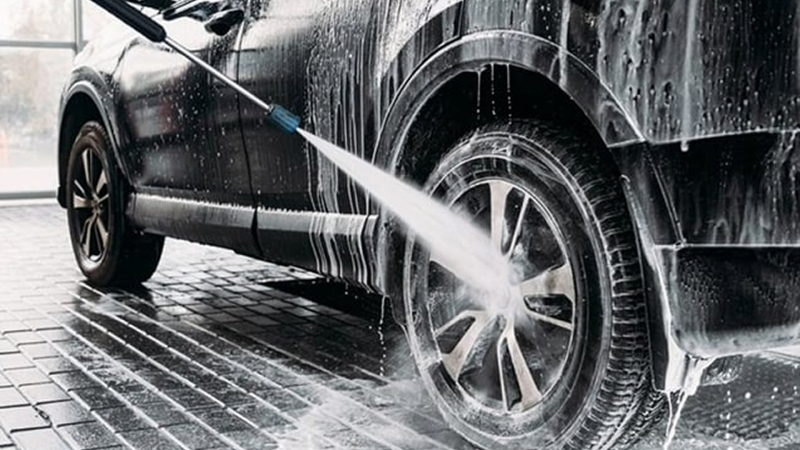 Binəqədidəki “moyka”da faciə - Ölən var