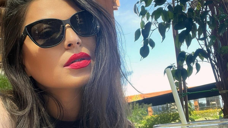 Zümrüd Qasımova: Seriallarda əziyyət çox, məvacib azdır