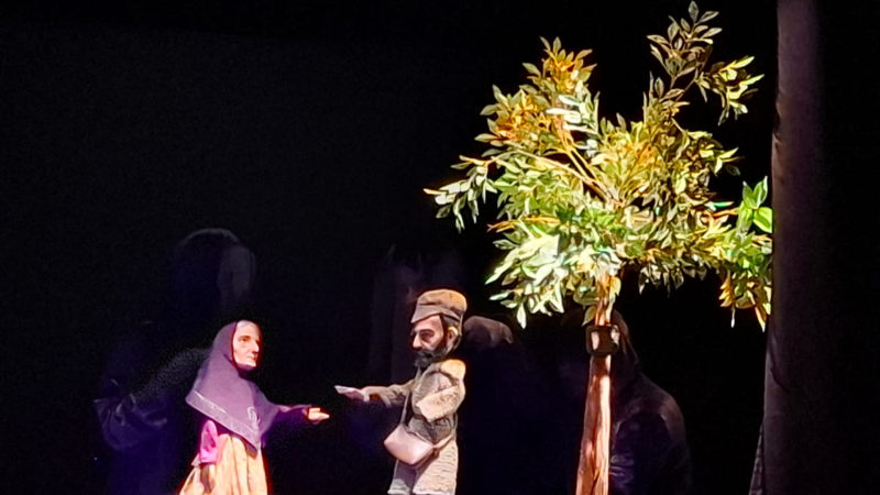 İnnab ağacı premyerasını Sankt-Peterburq səhnəsində etdi