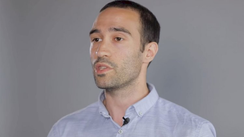 Casusla səfirlik əməkdaşı Bakıda kafedə görüşüblər - Məhkəmədə gərginlik