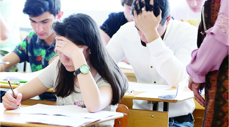 Son 10 ildə 74 abituriyent maksimum nəticə göstərib