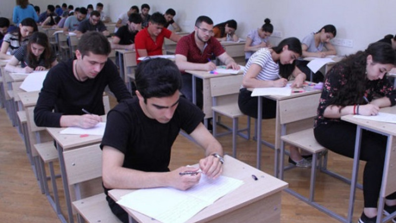 DİM: Bir neçə abituriyent imtahan qaydalarını pozduğuna görə istintaqa cəlb edilib