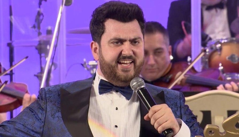 Əməkdar artist anası ilə əyləncəli anlarını paylaşdı