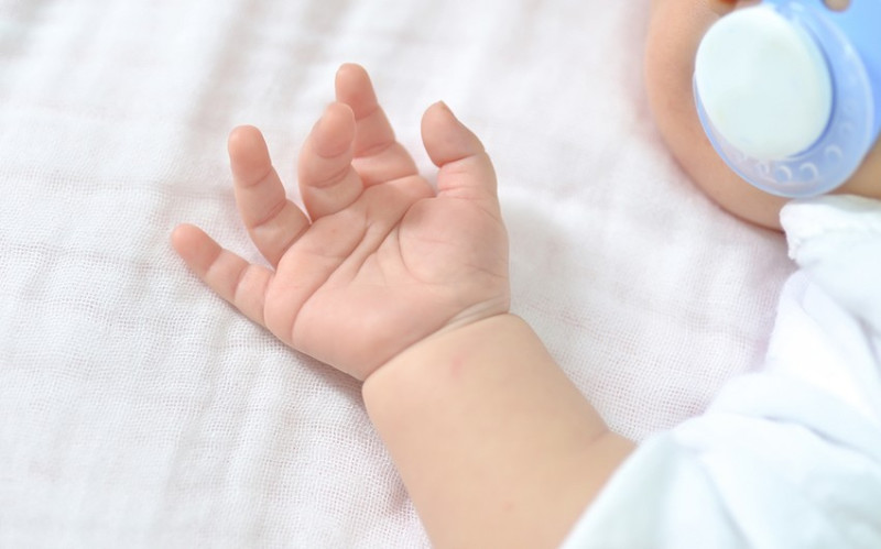 Bakı metrosunda körpə dünyaya gəlib Bakı metrosunda körpə dünyaya gəlib