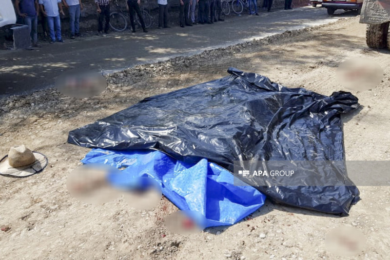 Bakıda kişini doğrayıb Ağsuya apardılar Bakıda kişini doğrayıb Ağsuya apardılar