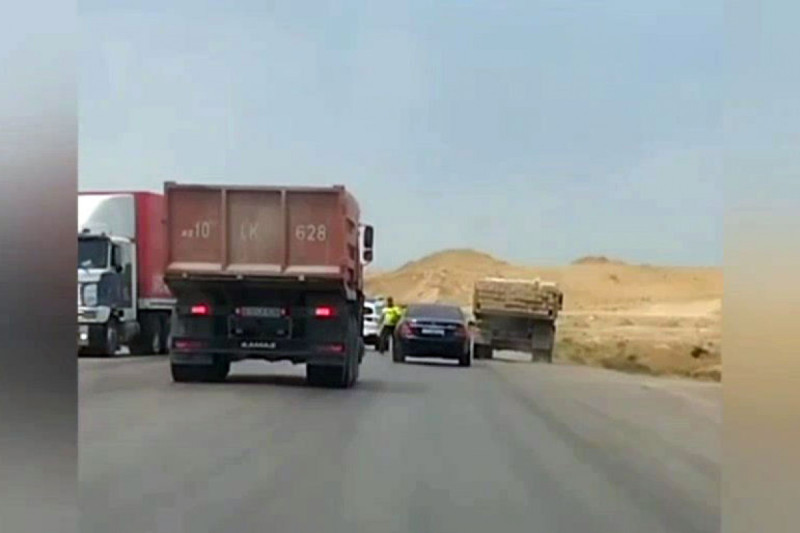 Təhlükə yaradan KamAZ sürücüsü həbs edilib Təhlükə yaradan KamAZ sürücüsü həbs edilib