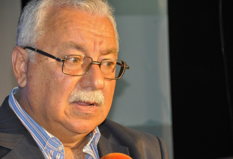 Xalq artisti Sərdar Fərəcov reanimasiyaya yerləşdirilib, vəziyyəti ağırdır