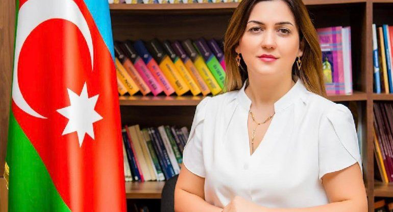 Məktəb direktoru qızına görə işdən çıxdı - Mənə bibi deyirdi