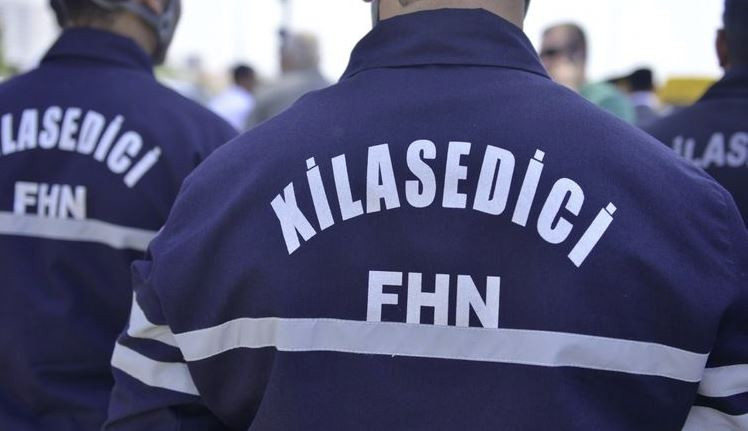 Köməksiz vəziyyətdə qalan şəxs xilas edildi