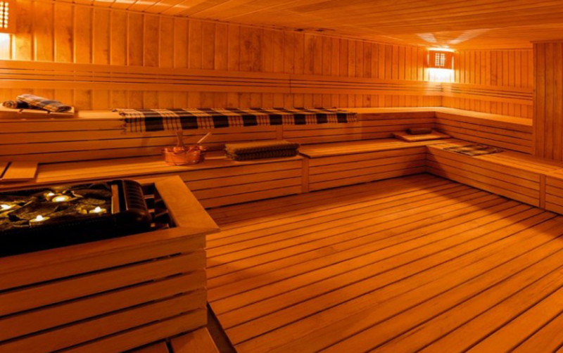 Əsgərlik məsələsini hamam suyu ilə həll edibmiş...