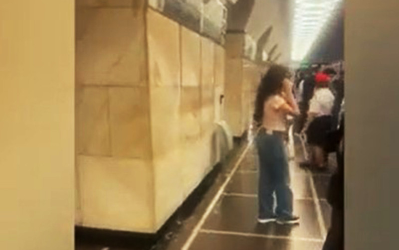 28 May metrostansiyasında oturacaqlar niyə söküldü?