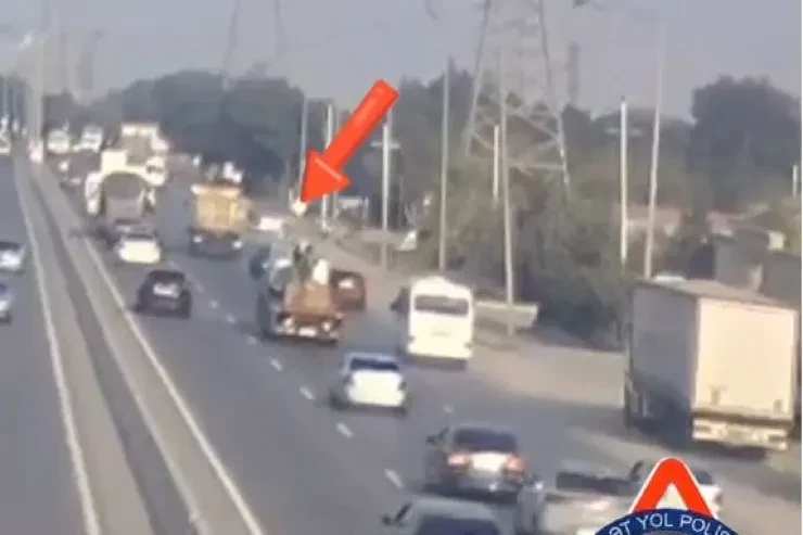 Bakı-Quba yolunda yuxulu sürücü piyadanı vurub öldürdü - HADİSƏ ANI