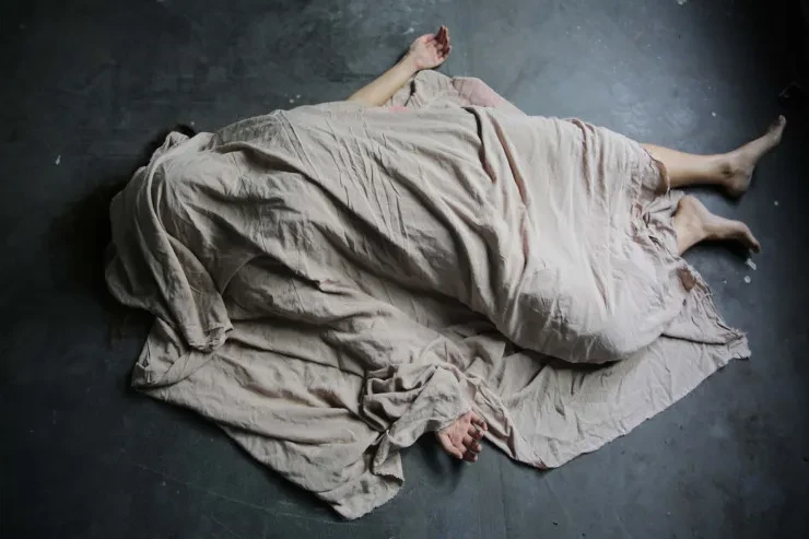 Bakıda qadın evində yanaraq öldü