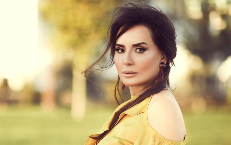 Nailə İslamzadə: Yaşımı yazıb, şəkillərimi yerləşdirib müzakirə açmayın!