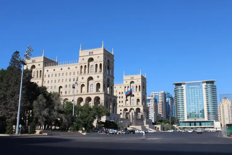 DİQQƏT: Parada görə bu yollar bağlanır