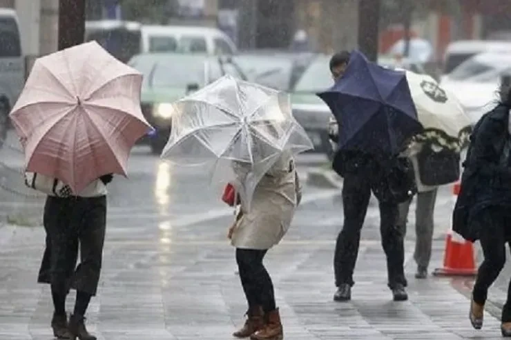 Sabah hava küləkli və yağışlı olacaq