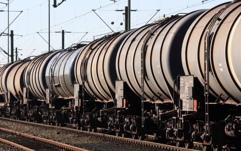 Azərbaycan Ermənistana neft satacaq