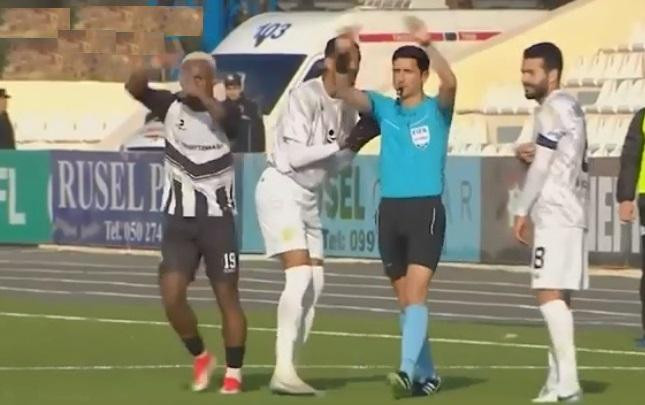 AFFA rəsmisi açıqladı: Neftçinin qapısına təyin edilən penalti yanlışdır