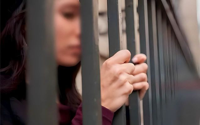 Ərini sifarişlə öldürtdürən qadına 18 il həbs tələbi