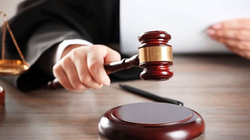 Sabunçuda mağaza satıcısı ilə mübahisə edən şəxs cərimə olundu