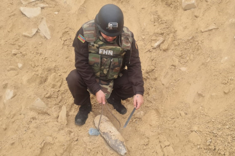 Qaradağda top mərmisi tapılıb